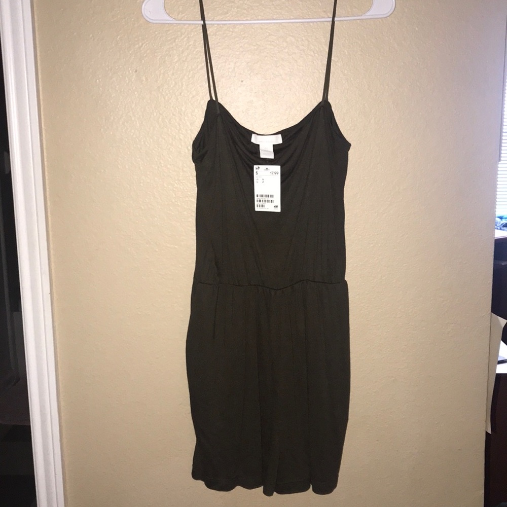 Romper with pockets